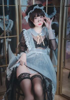 波多野结衣家庭教师久精品一区_720动漫免费观看